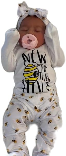 Newborn Baby Outfits - 4-Piece Complete Set for Boys and Girls